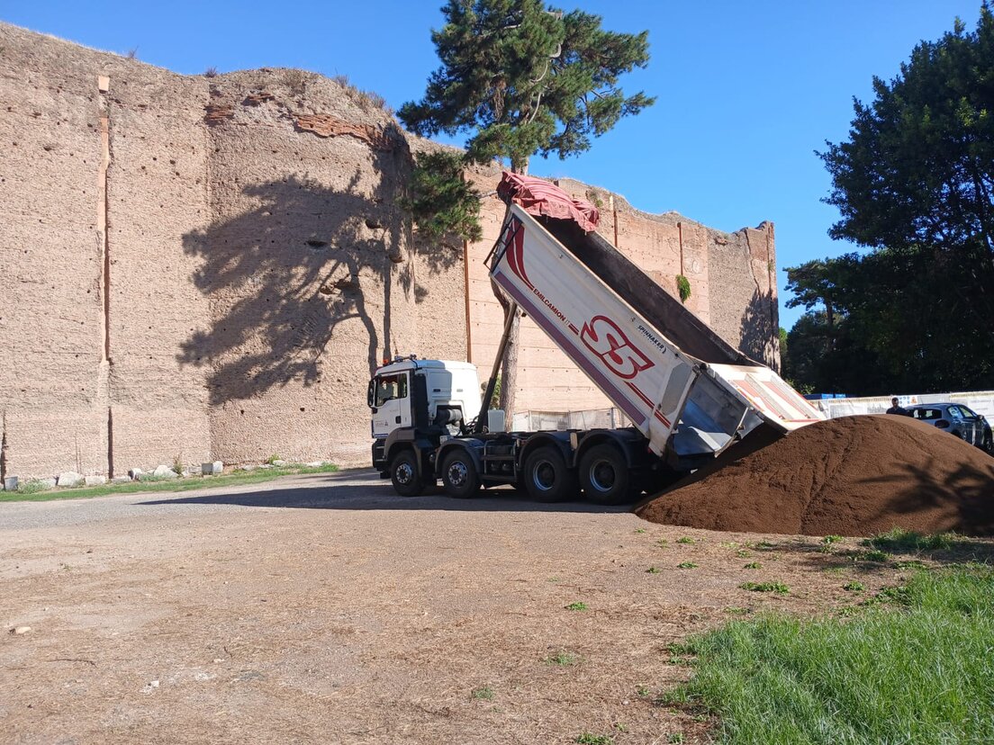 Percorso pedonale con lapillo vulcanico